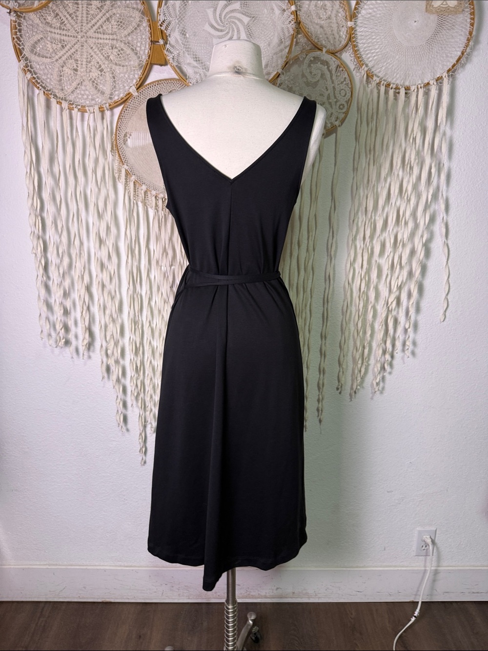AYR The Yowza Black Midi Sleeveless Wrap Dress Size Small - Picture 4 of 9
